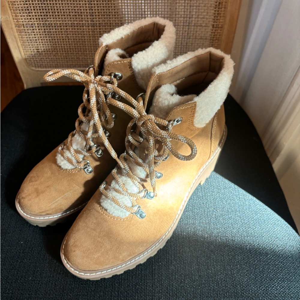 Universal Thread Tan Winter Boots With White Lini… - image 2